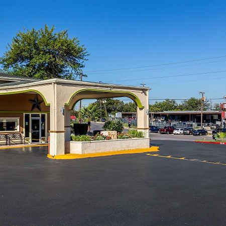 Rodeway Inn San Antonio Lackland Afb - Seaworld Exteriör bild
