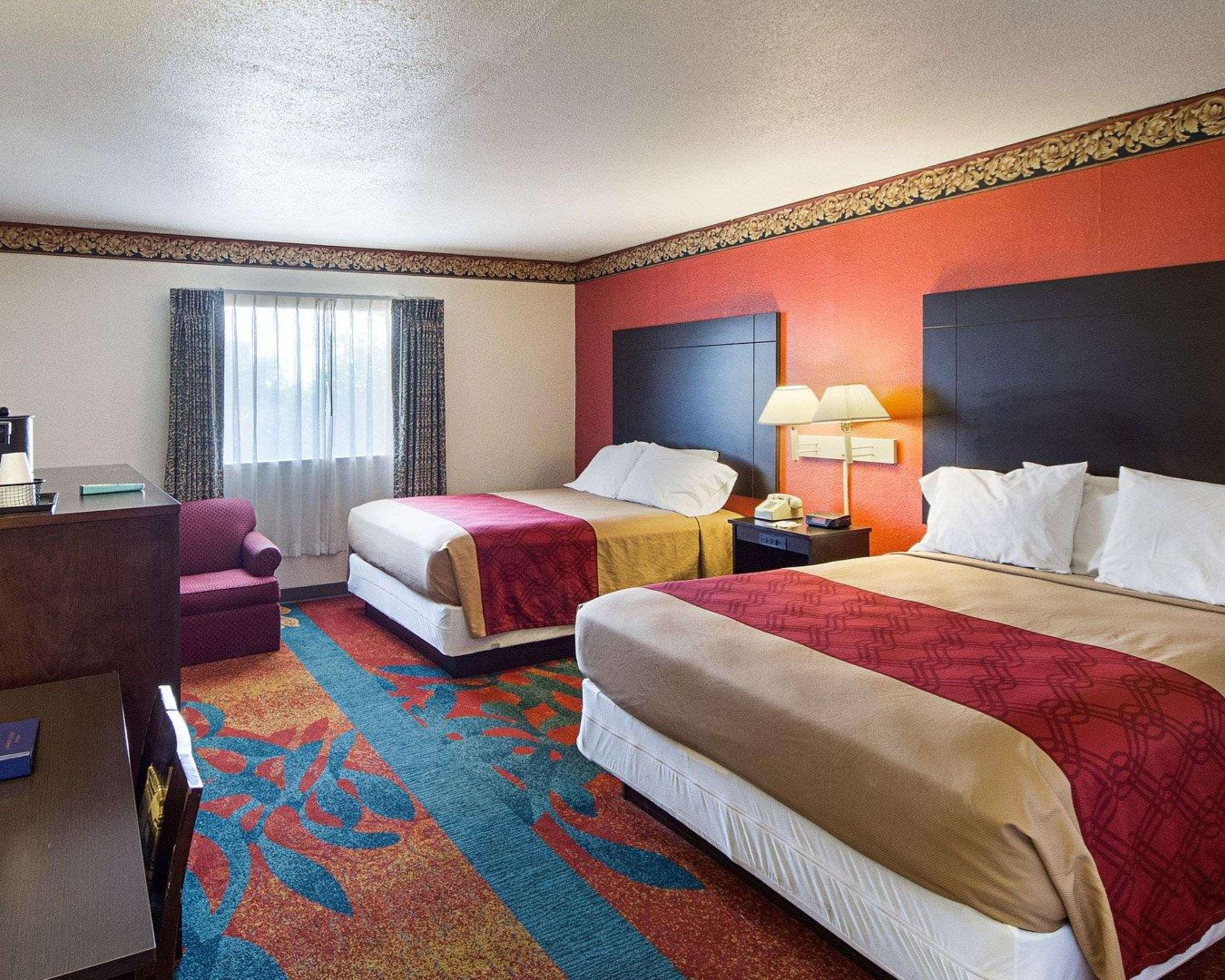 Rodeway Inn San Antonio Lackland Afb - Seaworld Exteriör bild