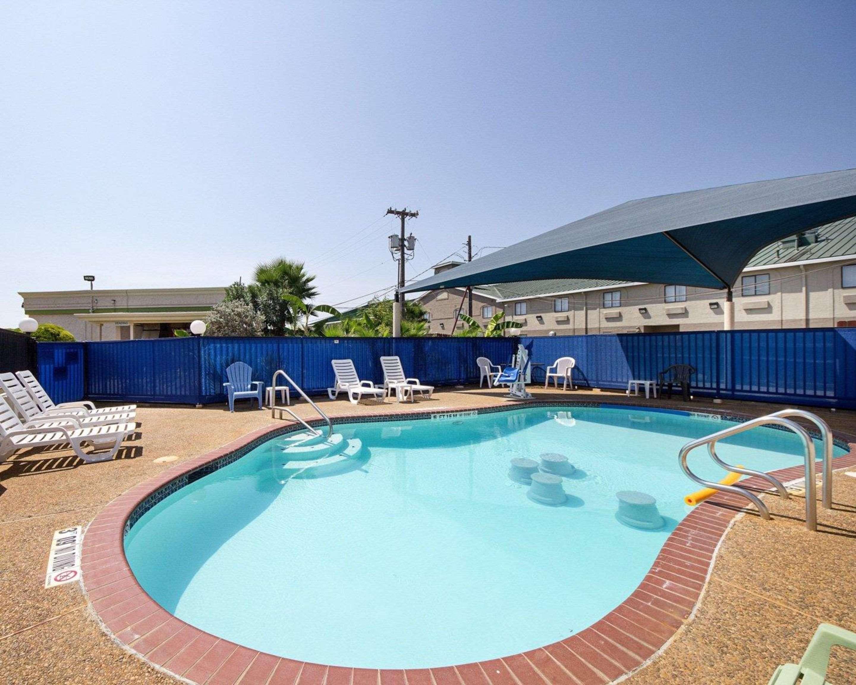 Rodeway Inn San Antonio Lackland Afb - Seaworld Exteriör bild
