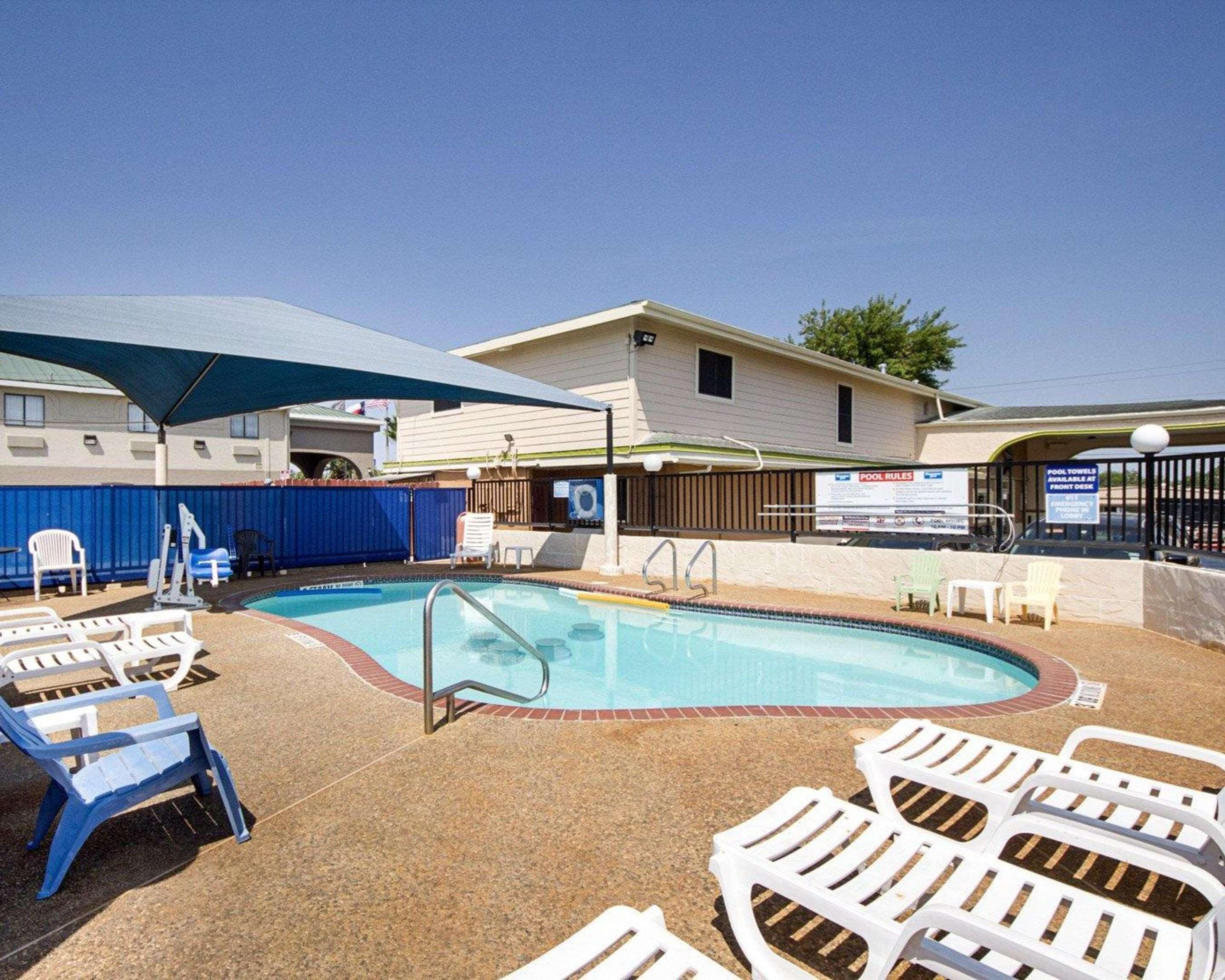 Rodeway Inn San Antonio Lackland Afb - Seaworld Exteriör bild