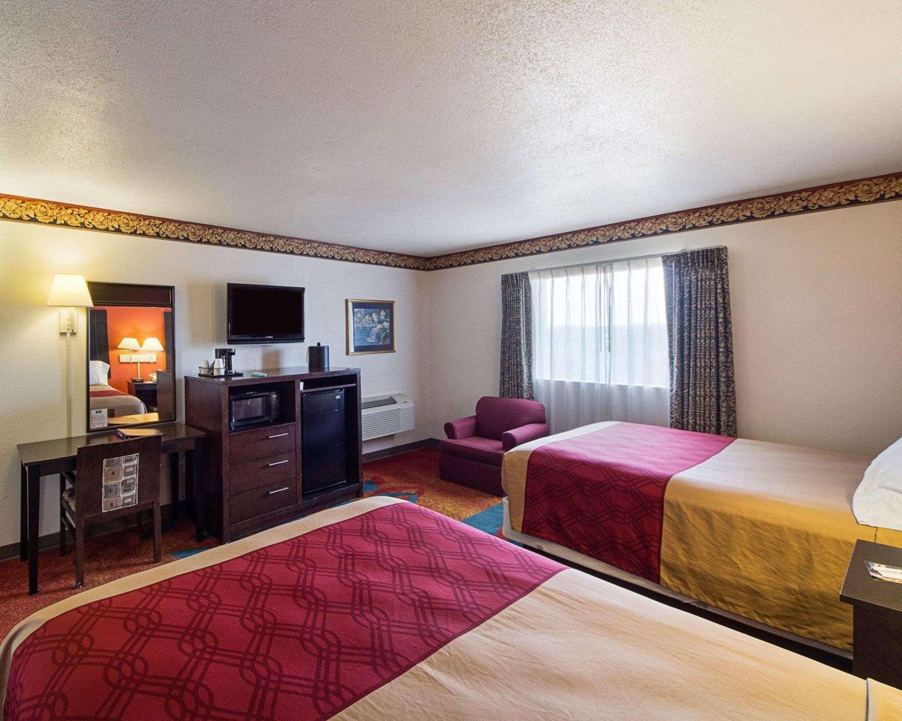 Rodeway Inn San Antonio Lackland Afb - Seaworld Exteriör bild