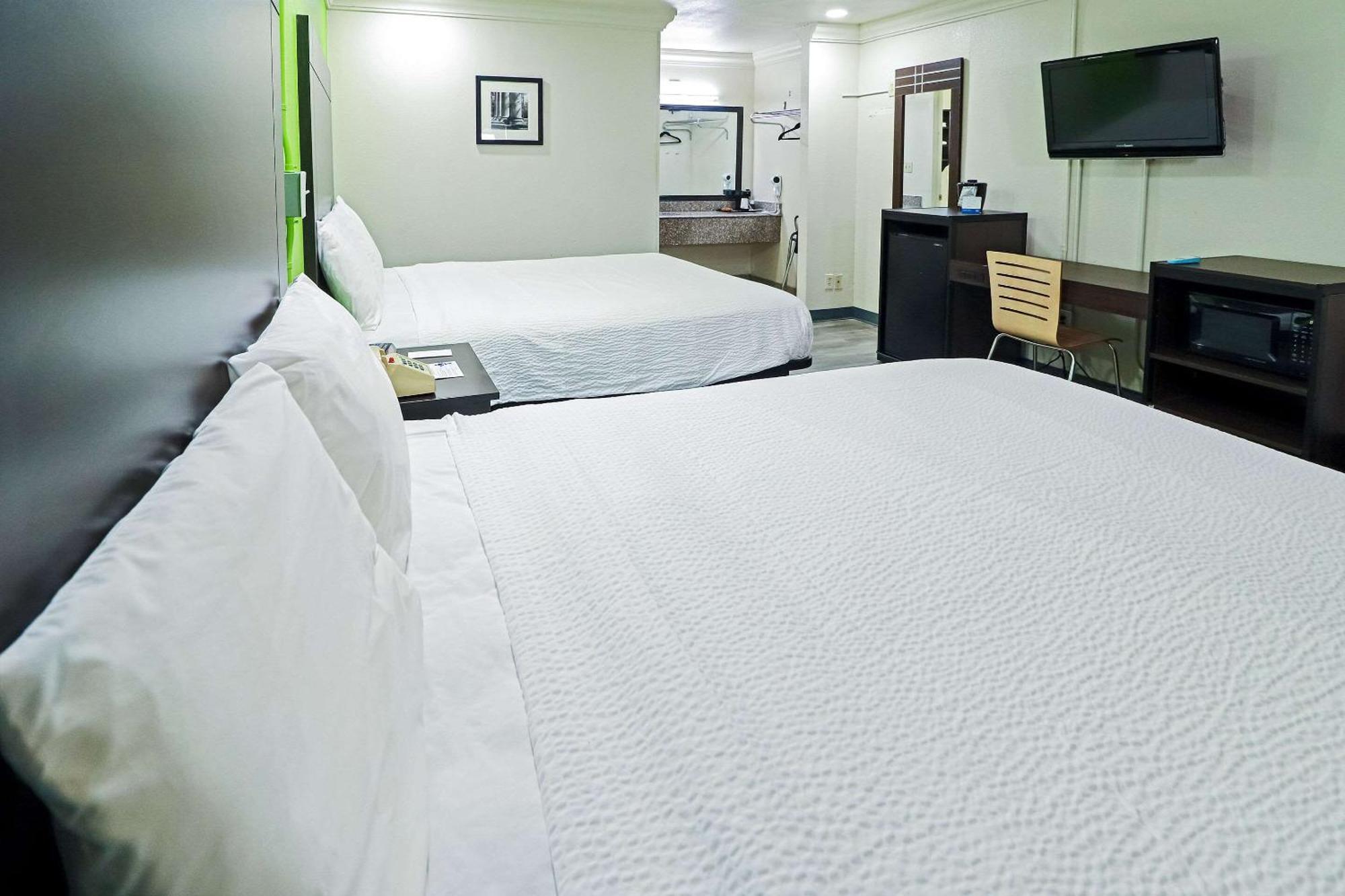 Rodeway Inn San Antonio Lackland Afb - Seaworld Exteriör bild